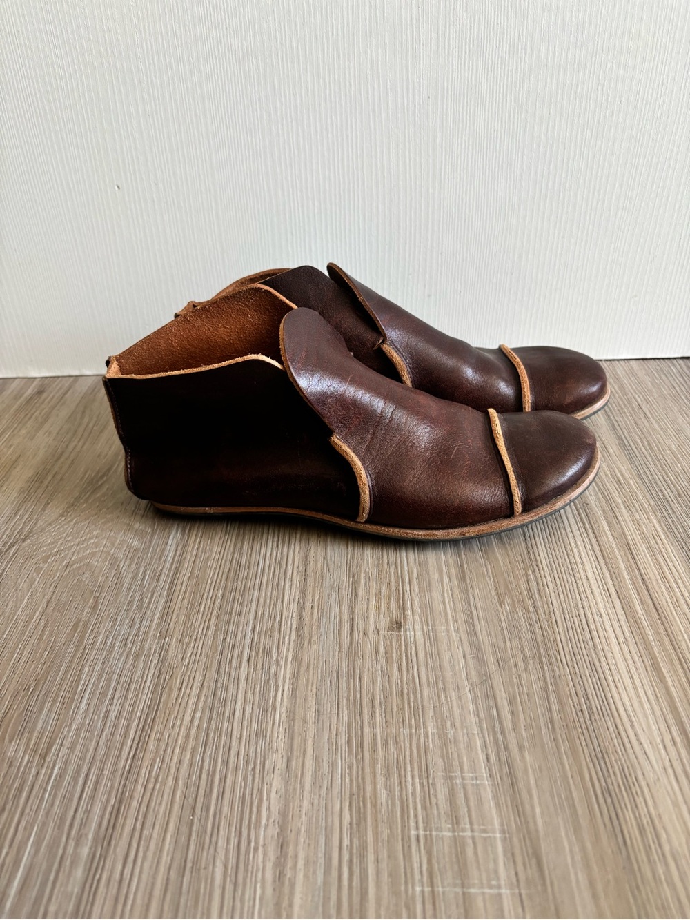 CYDWOQ Seacher W Warm Brown Handmade Leather Slip On Size 37 Shoes